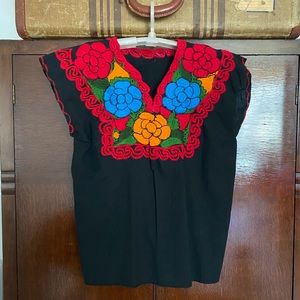 Handmade Mexican embroidered blouse size small